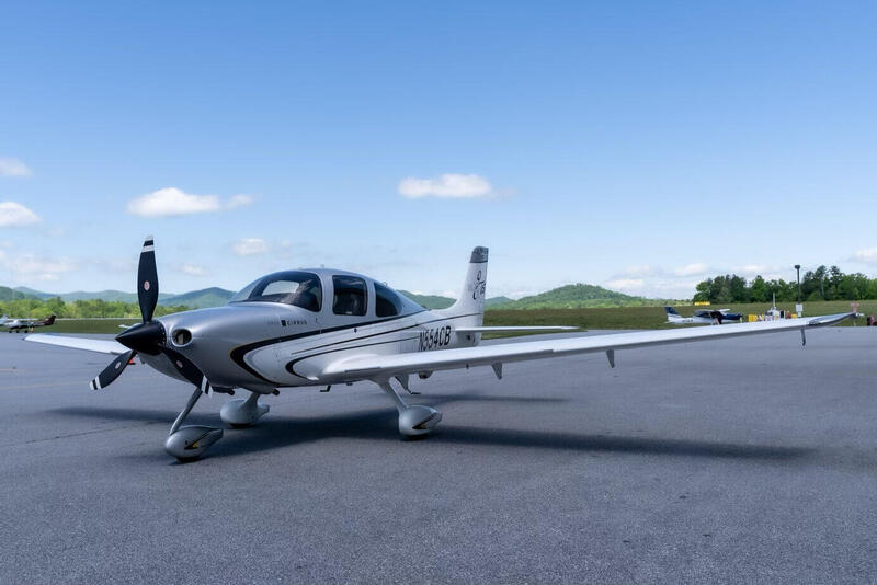 2010 Cirrus SR22 G3 5