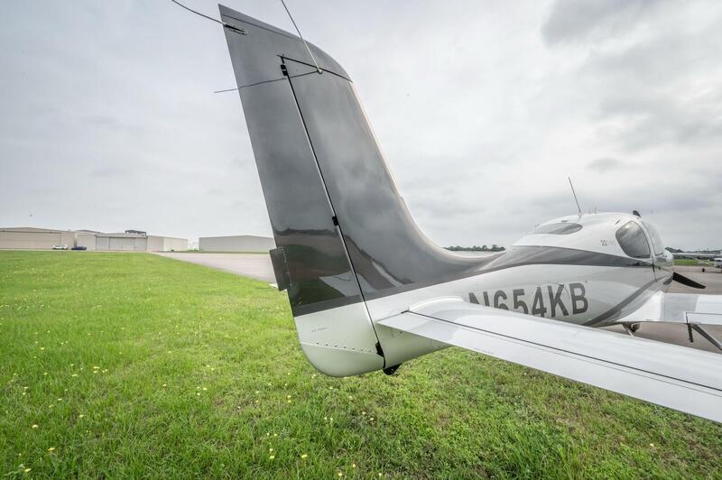 2014 Cirrus SR22 G5 5