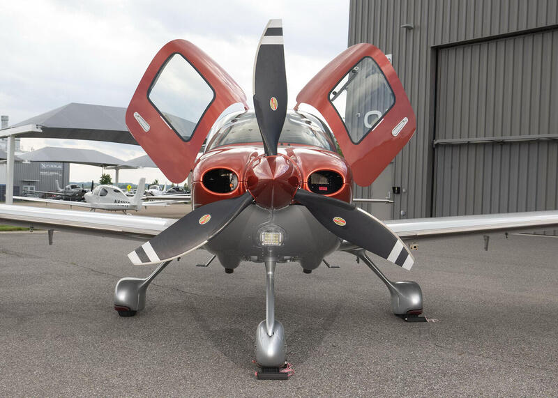 2018 Cirrus SR22T G6 5