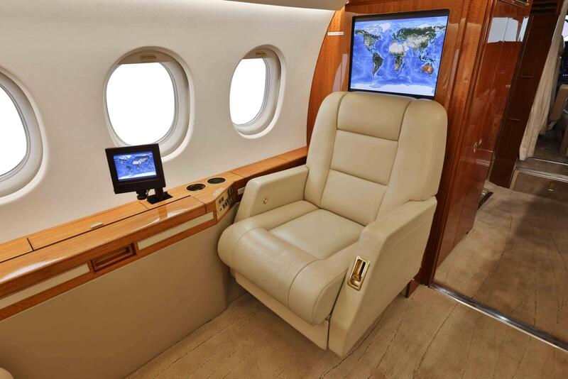 1998 Dassault Falcon 900EX 4