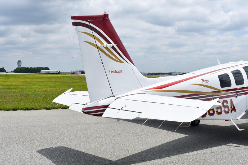 2001 Beechcraft A36 Bonanza 5