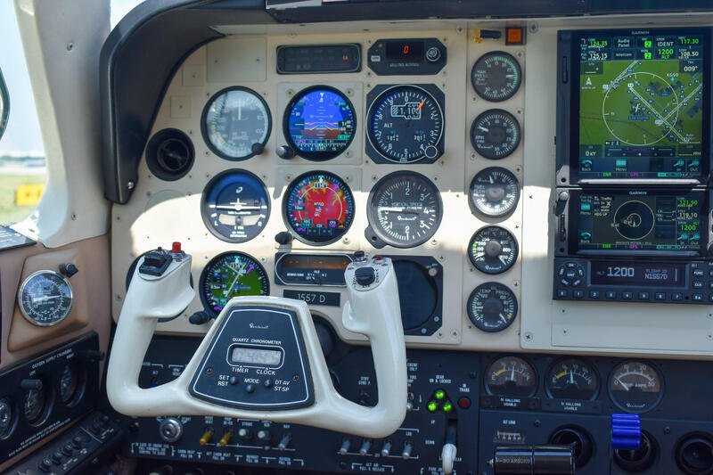Beechcraft B36tc Bonanza thumbnail 15
