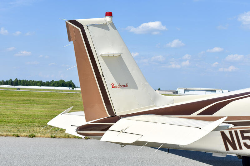 Beechcraft B36tc Bonanza thumbnail 12