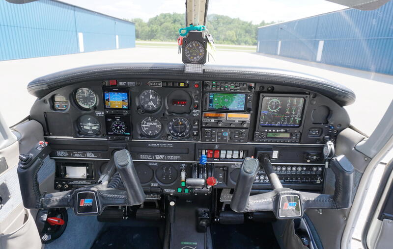 Piper Pa 28r 201t Turbo Arrow Iii thumbnail 34