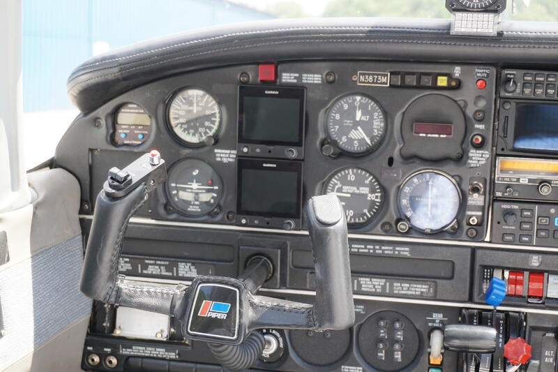 Piper Pa 28r 201t Turbo Arrow Iii thumbnail 41