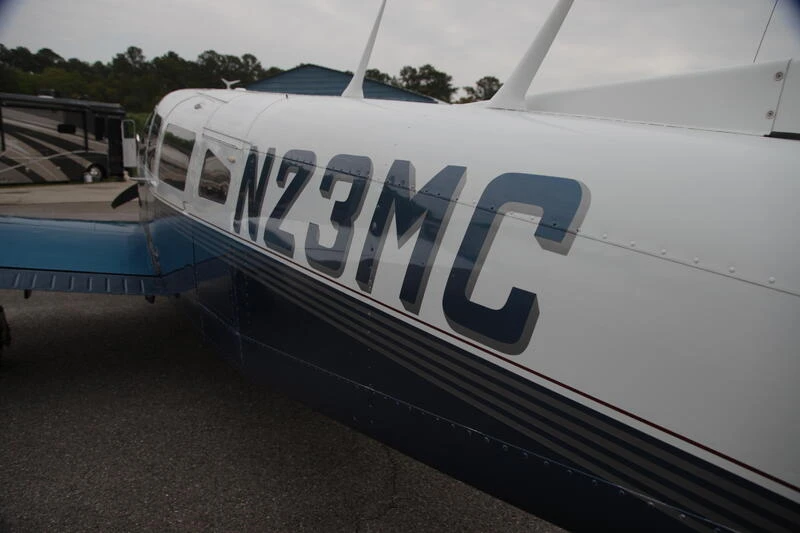 1976 Piper PA-32R-300 Lance 3