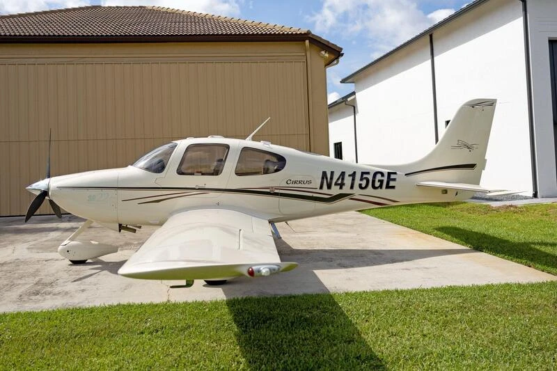 2003 CIRRUS SR22 G1