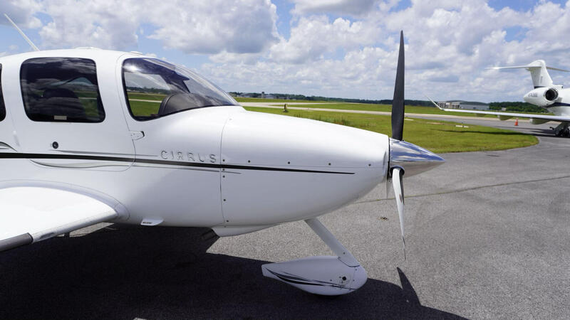 2006 Cirrus SR22 G2 4