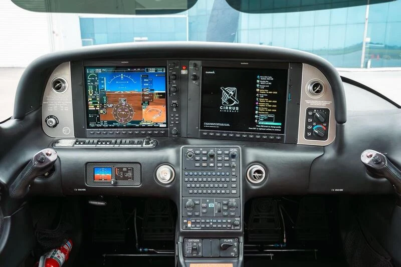 2020 Cirrus SR22T G6 3