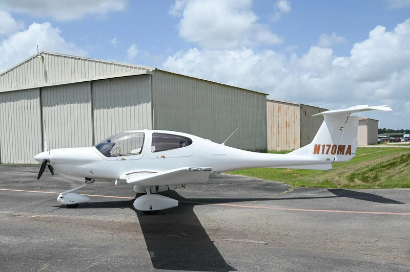 2003 DIAMOND DA40