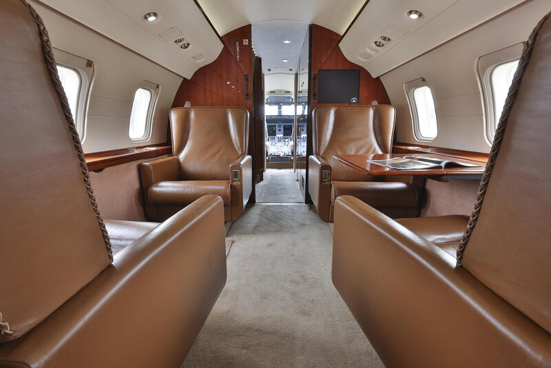 2009 Bombardier Challenger 605 (CL-605) 4