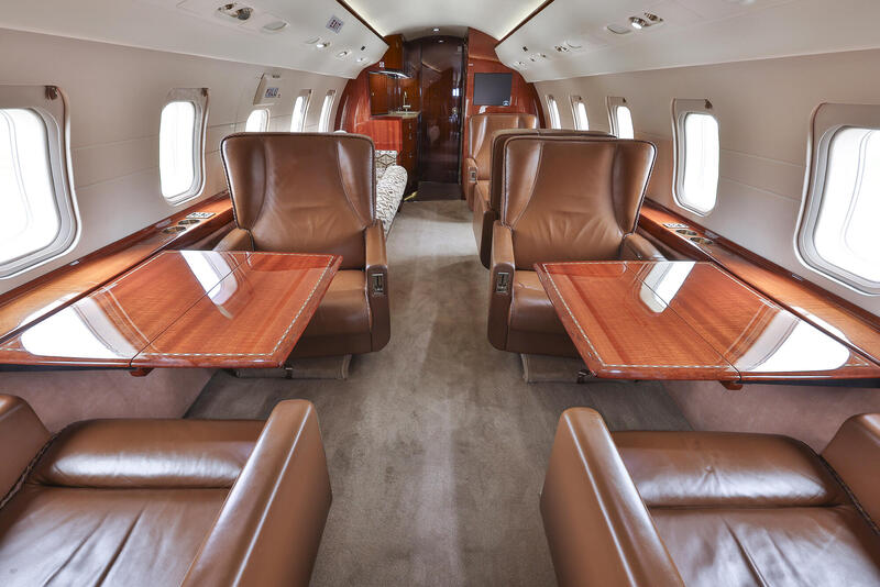 2009 Bombardier Challenger 605 (CL-605) 3