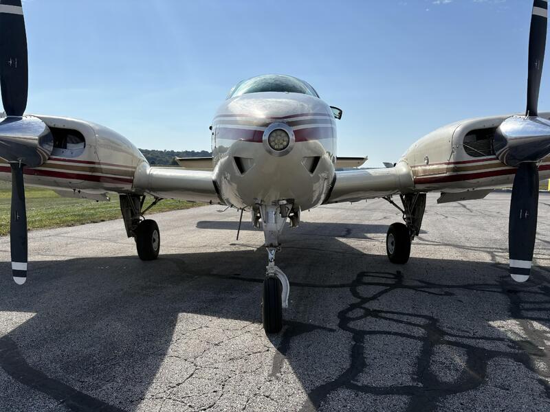 Beechcraft Baron 55