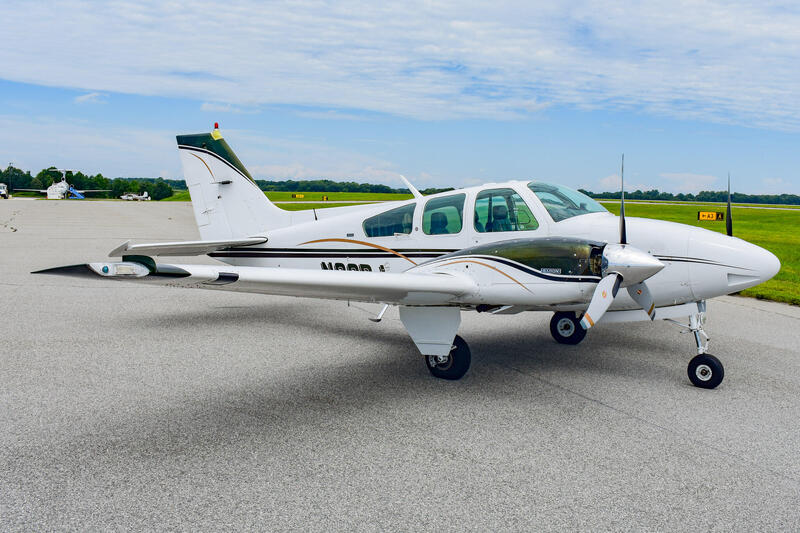 Beechcraft Baron B55