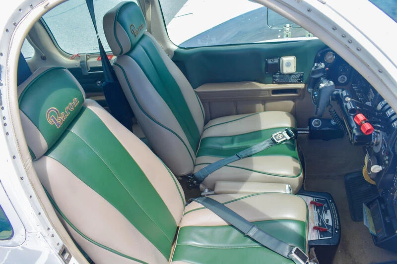 1975 Beechcraft Baron B55 3