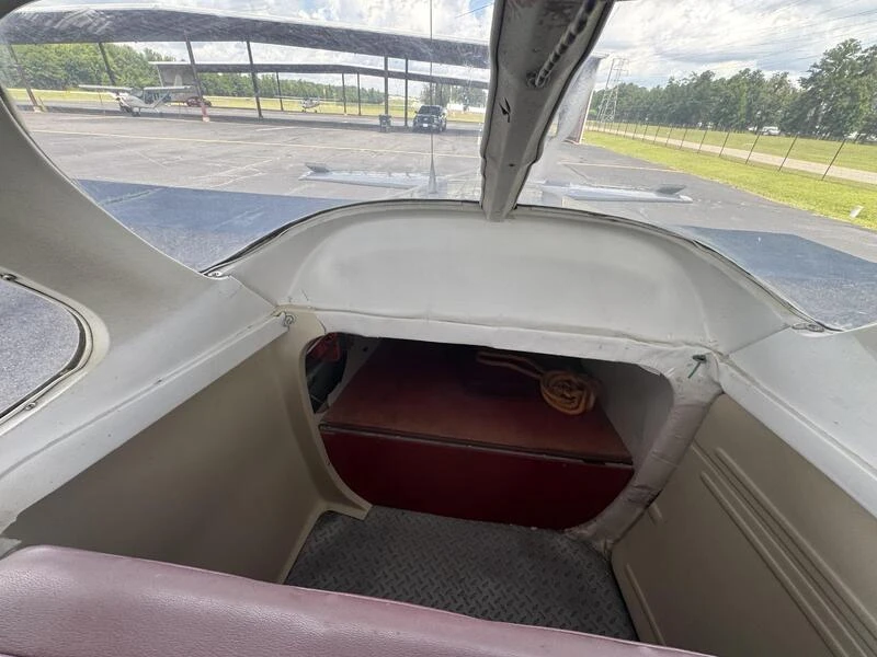 1974 Cessna 172M Skyhawk 3