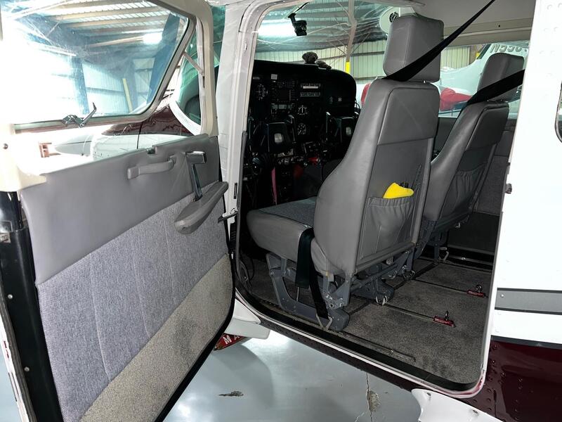 1975 Cessna 182P Skylane 4