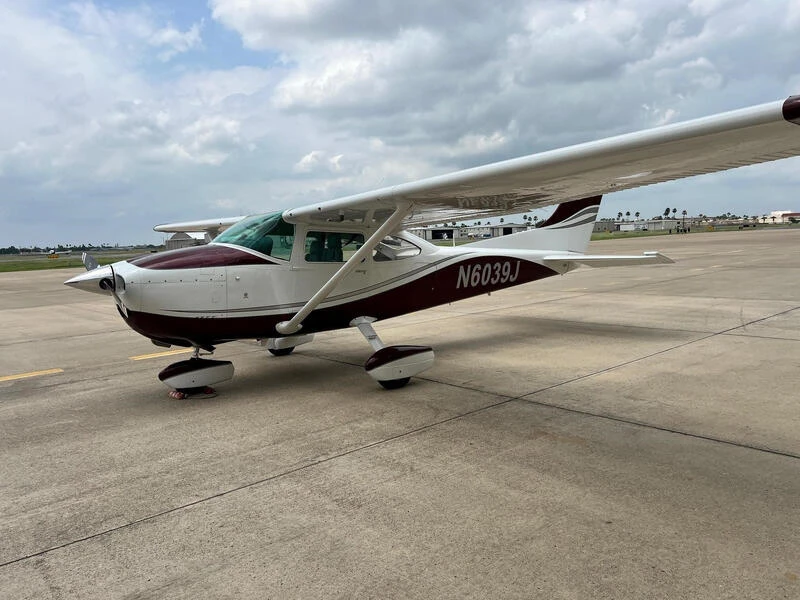 1975 CESSNA 182P Skylane