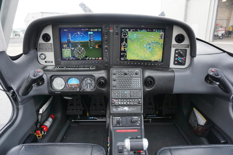 2011 Cirrus SR22T G3 4