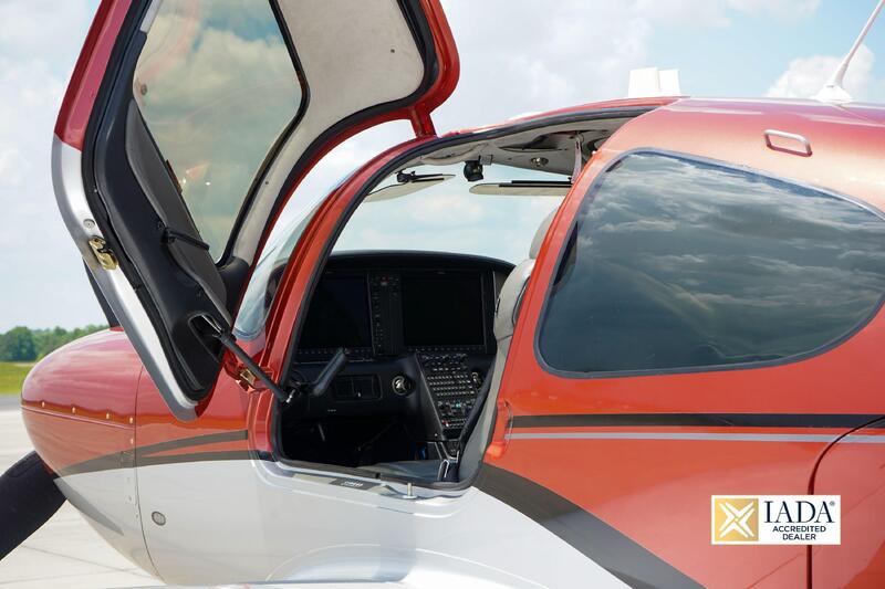 2017 Cirrus SR22T G6 4