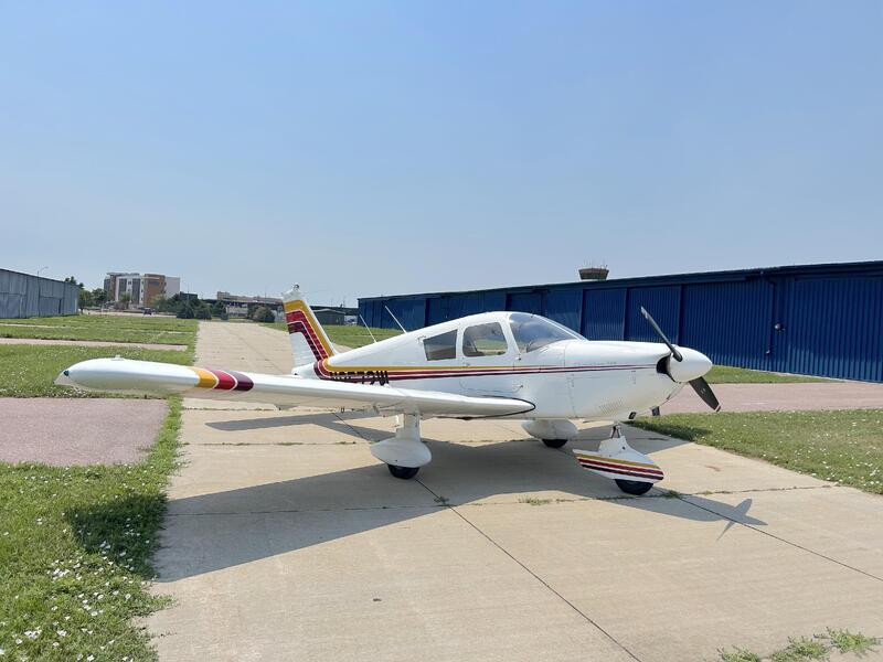 Piper PA-28-235 Cherokee Pathfinder