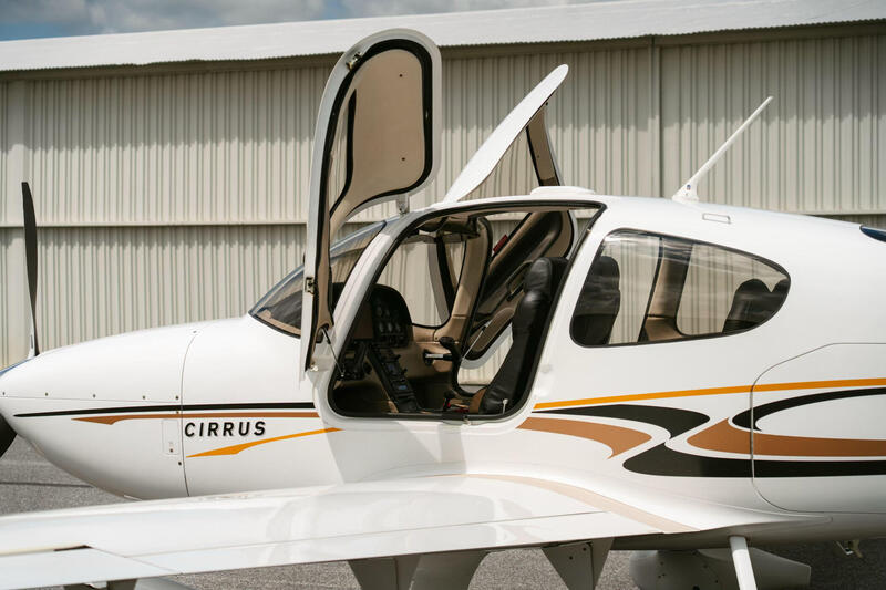 2005 Cirrus SR22 G2 5