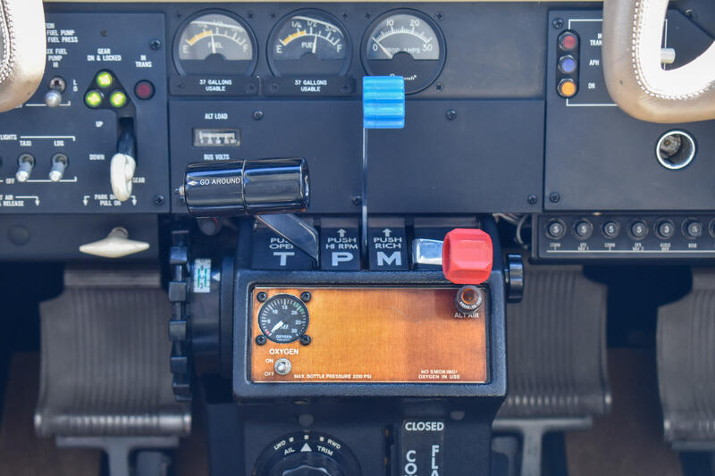 2001 Beechcraft A36 Bonanza 4