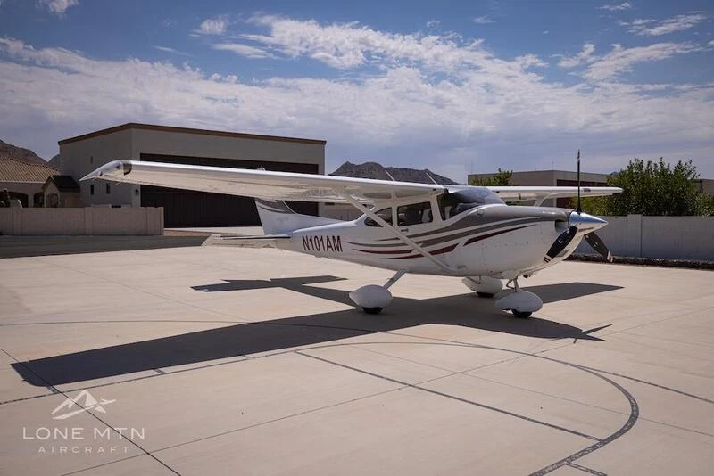 2005 CESSNA 182T Skylane