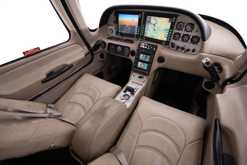 2004 Cirrus SR22 G2 4