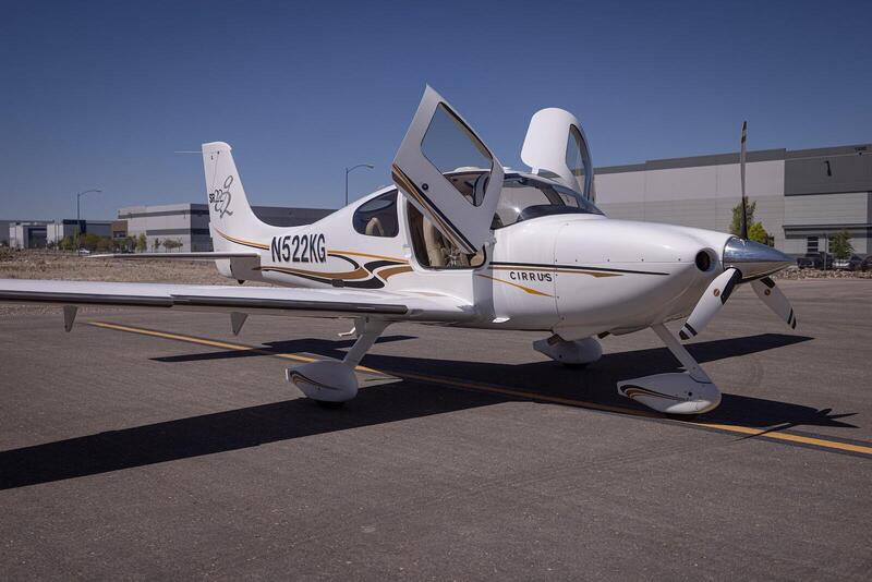 2004 Cirrus SR22 G2 3