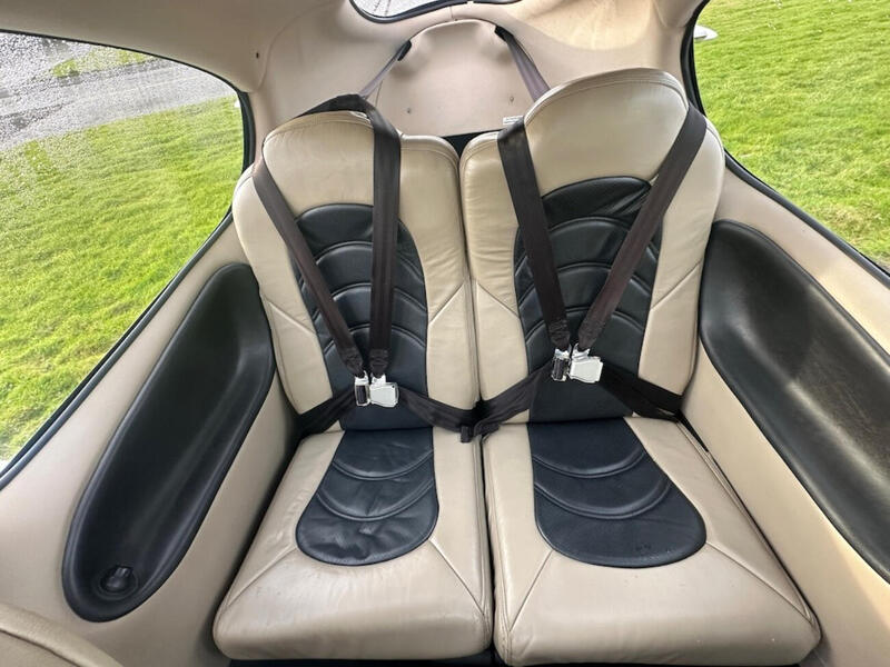 2004 Cirrus SR22 G2 5