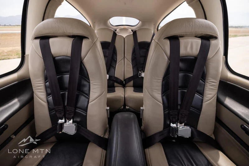 2004 Cirrus SR22 G2 3