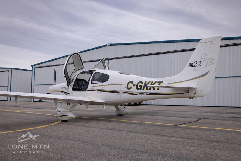 2005 Cirrus SR22 G2 GTS 4