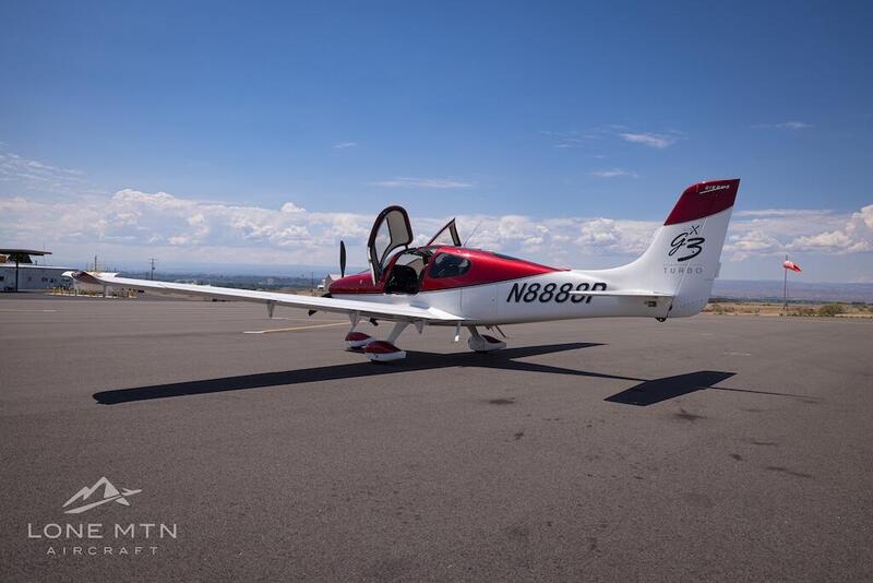 2007 Cirrus SR22T G3 GTS 4