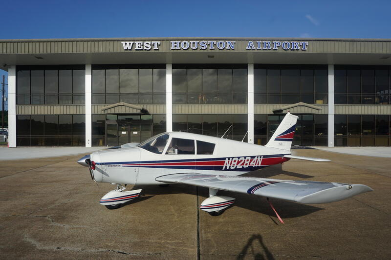 1969 Piper PA-28-140 Cherokee Cruiser 3