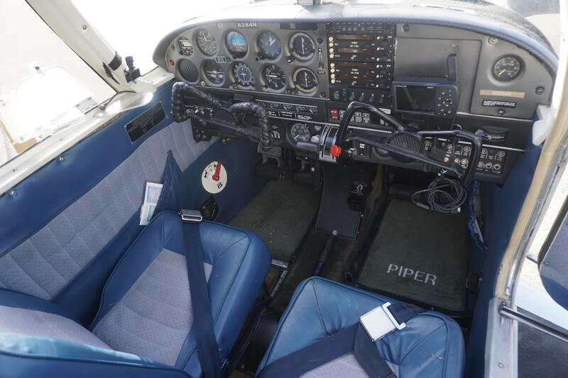 1969 Piper PA-28-140 Cherokee Cruiser 4