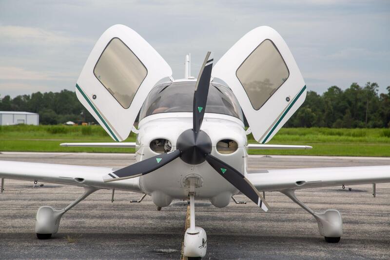 2005 Cirrus SR20 G2 5