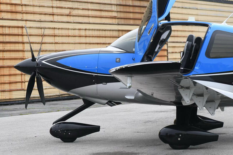 2021 Cirrus SR22T G6 4