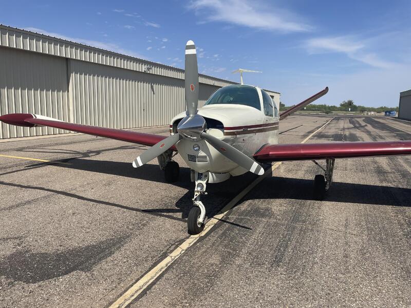 1976 Beechcraft V35B Bonanza 4