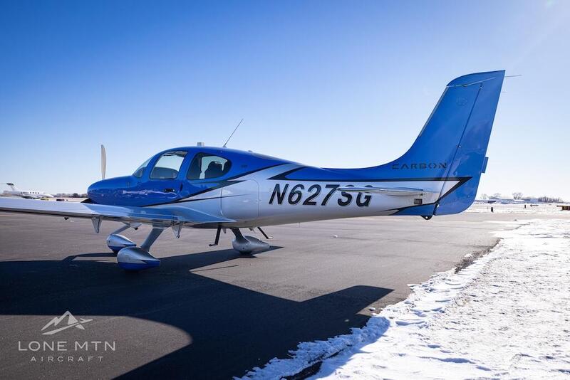 2022 Cirrus SR22 G6 GTS 4