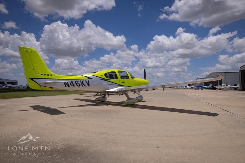 2021 Cirrus SR22 G6 GTS 4