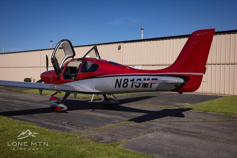 2024 Cirrus SR22 G7 GTS 4