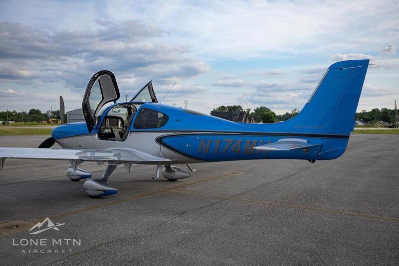 2023 Cirrus SR22T G6 GTS 4