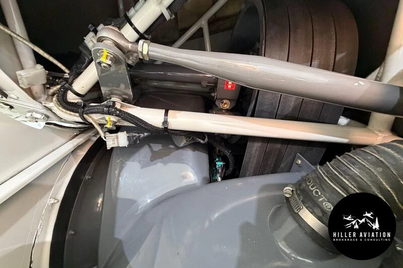 2006 Piston Helicopter Robinson 3