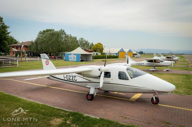 2017 Tecnam P2006T Very Light Twin 4