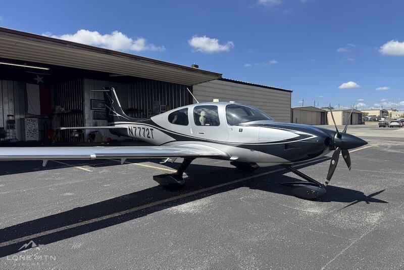 2022 Cirrus SR22T G6 GTS 4